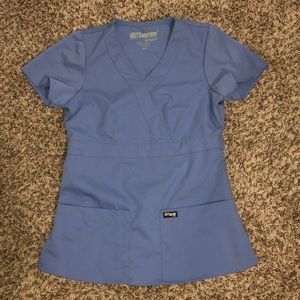 Scrub shirt